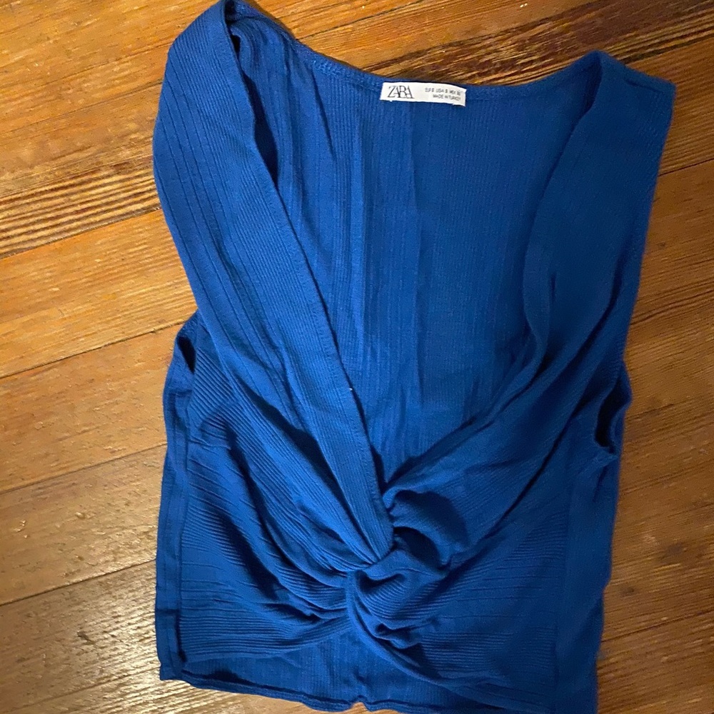 Zara blue crop top